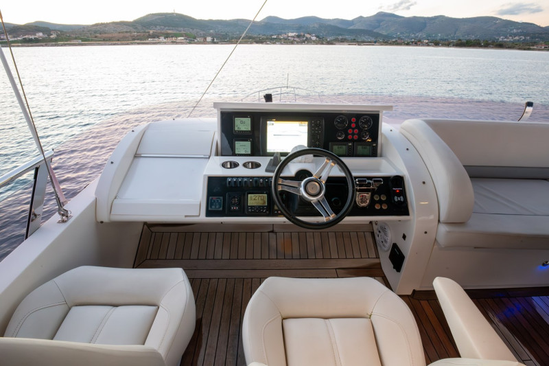 2012 PRINCESS YACHTS