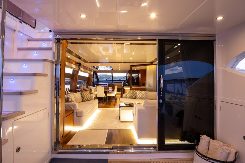 2012 PRINCESS YACHTS
