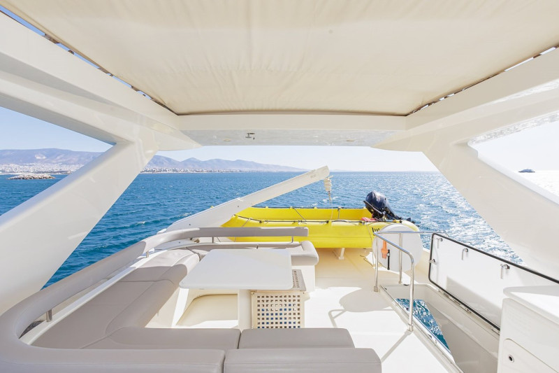 2013 FERRETTI YACHTS