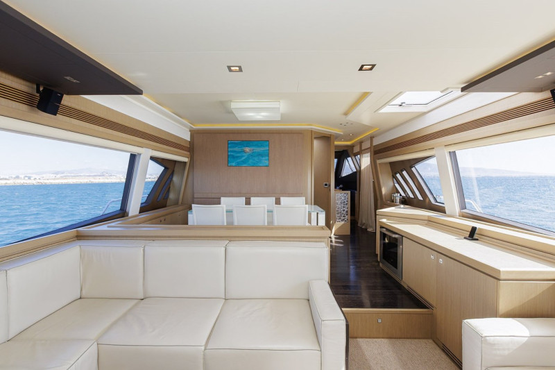 2013 FERRETTI YACHTS