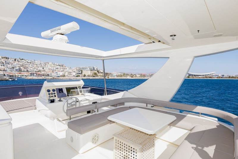 2013 FERRETTI YACHTS