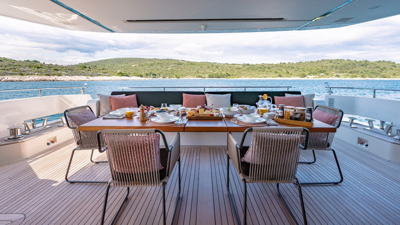 SL102 ASYMMETRIC 2019 SANLORENZO YACHTS