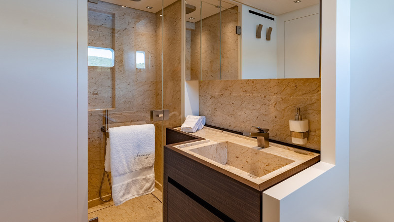 SL102 ASYMMETRIC 2019 SANLORENZO YACHTS