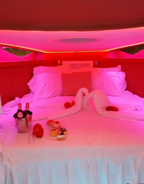 PRESIDENT 12 2018 CRISTIAN MARINE