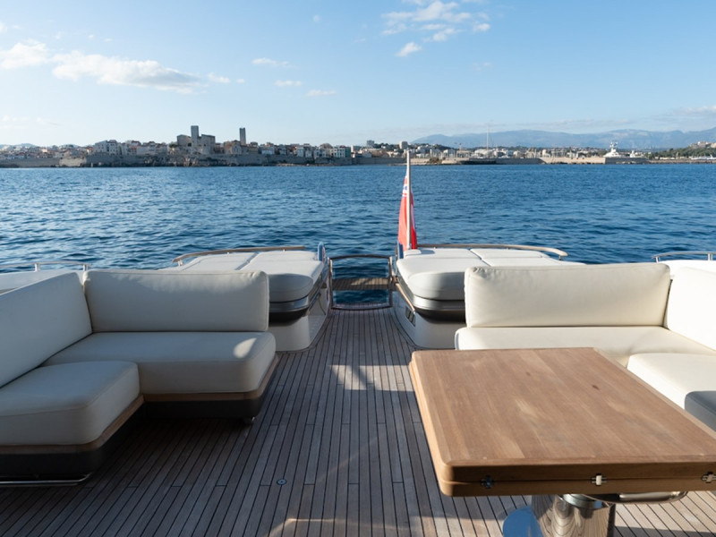 2021 PRINCESS YACHTS