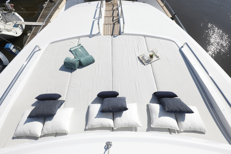 DELFINO 93 2011 BENETTI YACHTS