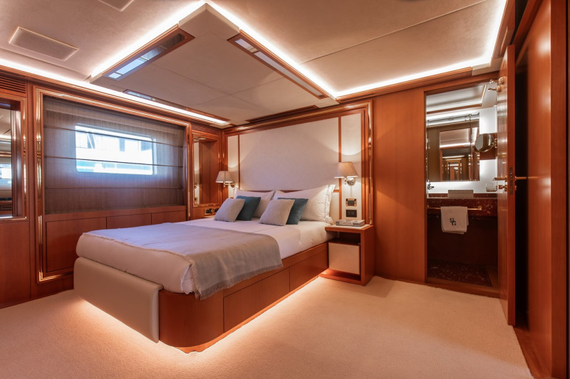 DELFINO 93 2011 BENETTI YACHTS