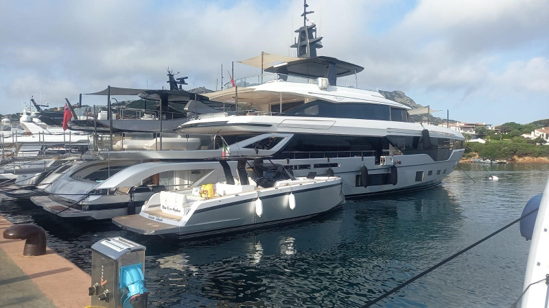 Azimut Grande Trideck 2024 AZIMUT YACHTS