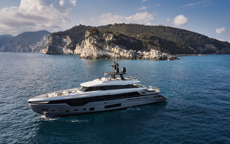 AZIMUT GRANDE TRIDECK 2024 AZIMUT YACHTS